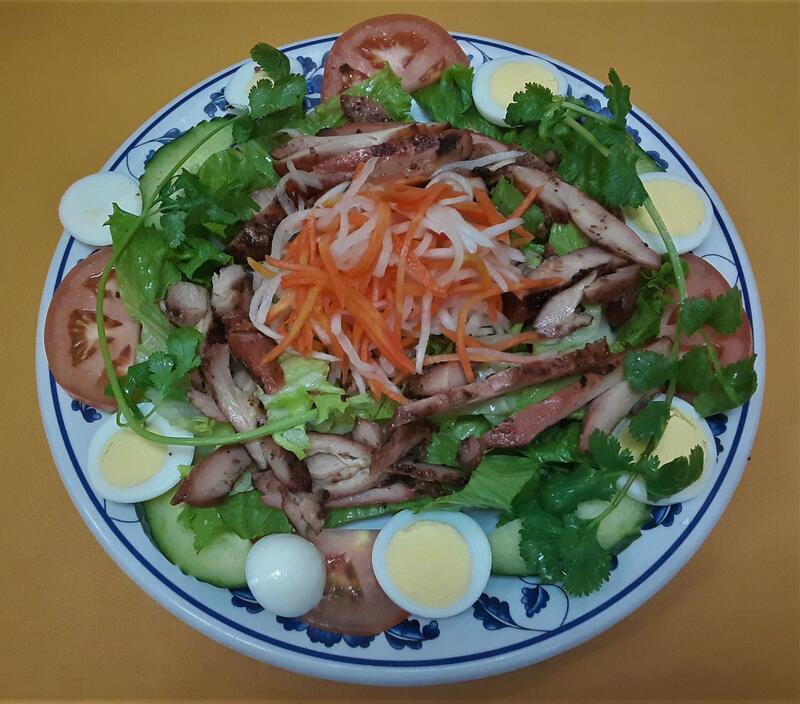 1A. SALAD GA NUONG